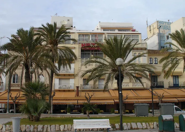 Hotell La Santa Maria 3*